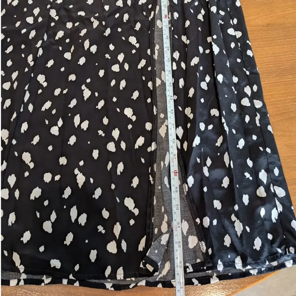 NWT Bardot Millie Black Abstract Spot Short Sleeve Midi Maxi Dress, size 6/S - Picture 9 of 10